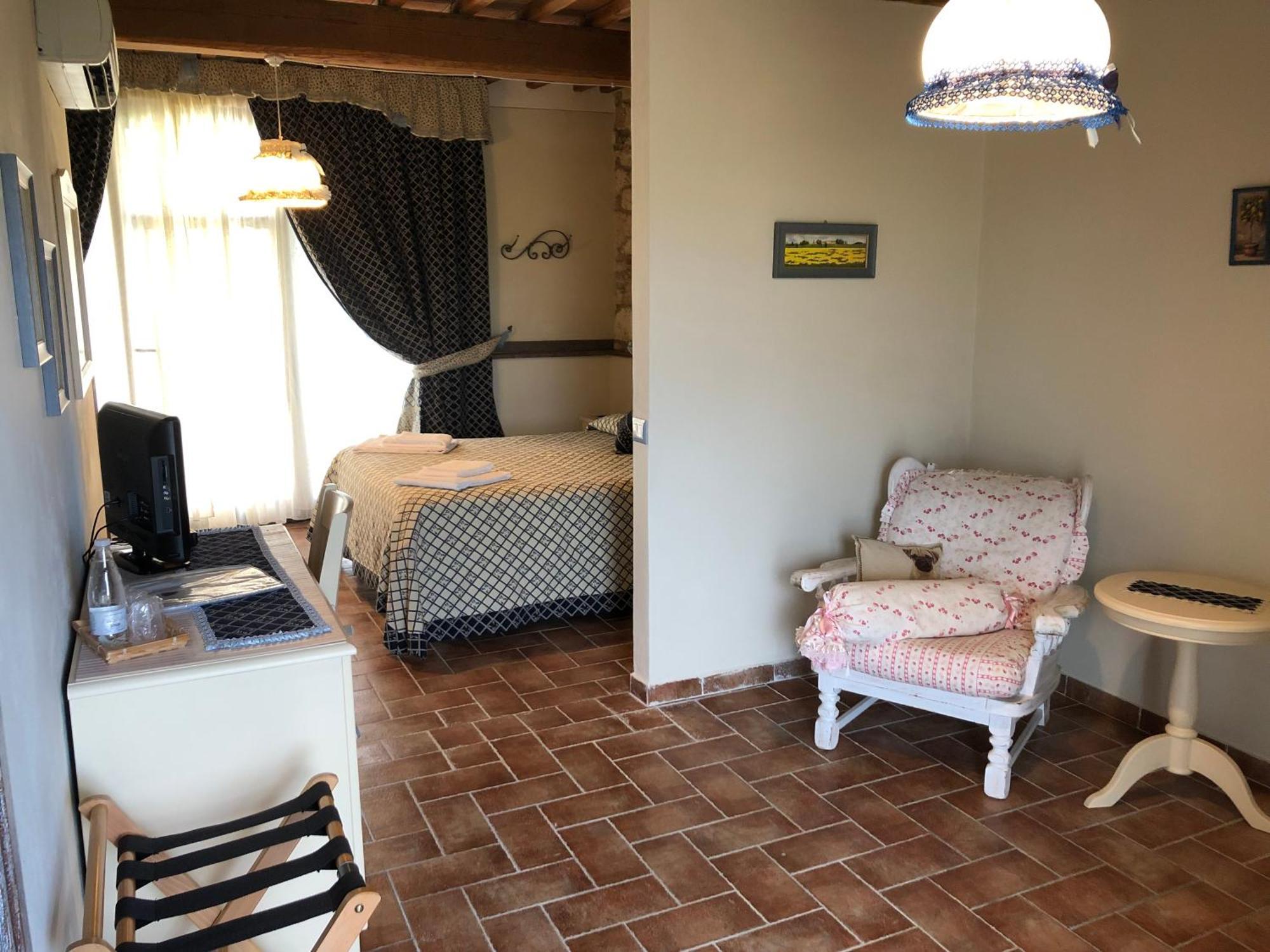 Agriturismo San Lorenzo Serre Di Rapolano Extérieur photo